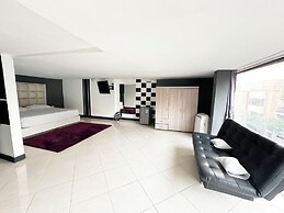 PROMO 18 BDRM Building, Pool+ 5Jacuzzis at Poblado