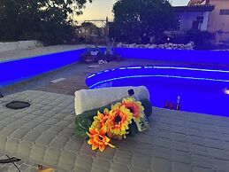 Aquila apartments