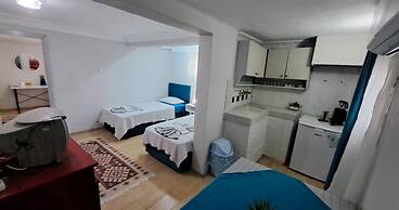 Otel B