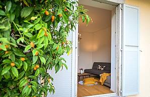 Luxury Central Suite Garden in Lugano