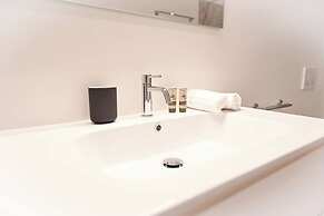 Luxury Central Suite Garden in Lugano