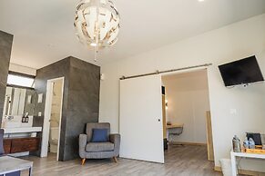 Oeno Wine Lodge