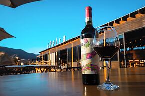 Oeno Wine Lodge