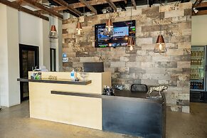 Oeno Wine Lodge