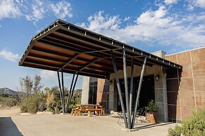 Oeno Wine Lodge