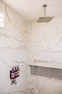 Oeno Wine Lodge