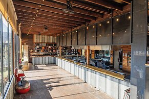 Oeno Wine Lodge