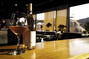 Oeno Wine Lodge