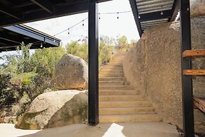 Oeno Wine Lodge