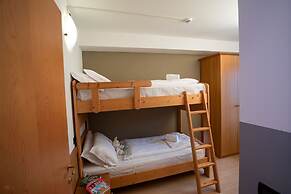 HOTEL MAE'