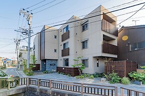 Rivre Housai