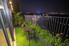 Lake View Hotel