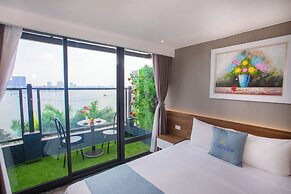 Lake View Hotel