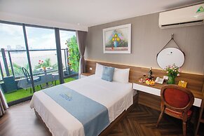 Lake View Hotel