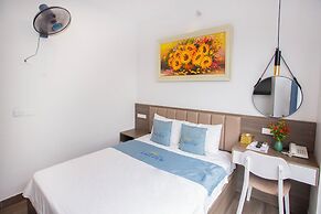 Lake View Hotel