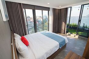 Lake View Hotel