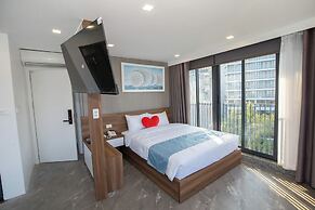 Lake View Hotel