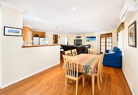 Hidden Gem Getaway in Dunsboroughs Heart