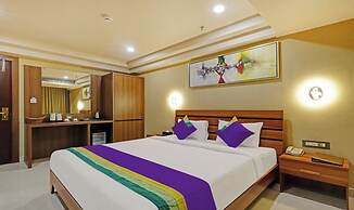 Hotel Apollo Grand