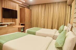 Hotel Apollo Grand