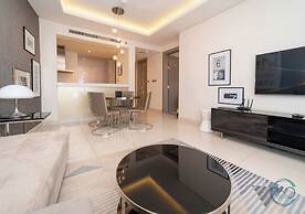 Paramount Towers 1 BR Burj Khalifa View