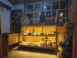 Topi Lodge