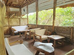 Topi Lodge