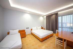 Hotel Sea Breeze