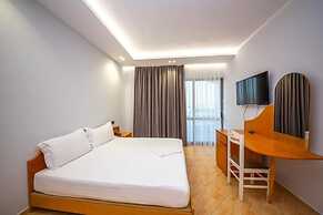 Hotel Sea Breeze