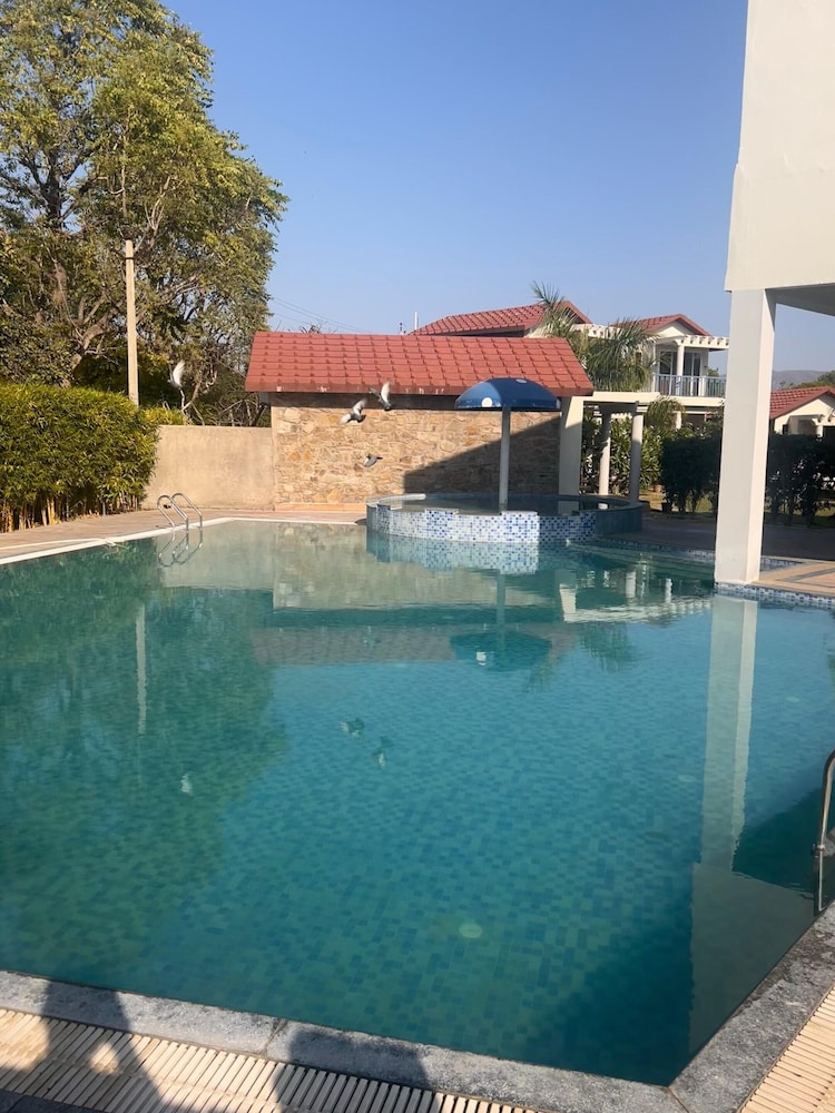 Las Cabanas Resort Pushkar