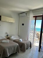 Lora Hotel