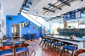 Last Summer Hostel & Bar