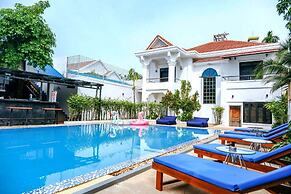 Last Summer Hostel & Bar