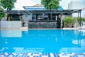 Last Summer Hostel & Bar