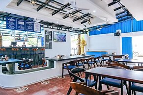Last Summer Hostel & Bar
