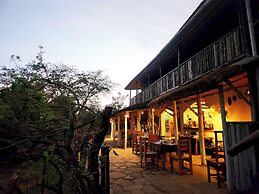 Hornbill Bush Lodge