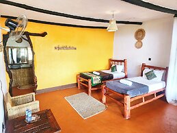 Hornbill Bush Lodge