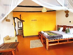Hornbill Bush Lodge