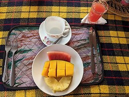 Hornbill Bush Lodge