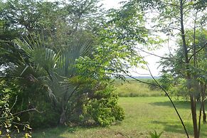 Hornbill Bush Lodge