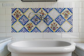 Casa all Arsenale Greco by Wonderful Italy