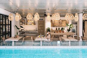 Glory Wabi Sabi Hotel