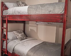 Ukuku Hostel