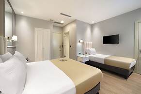 Ess Hotel
