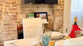 Graceful Venice Barnaba Suite by Ca-sa Check