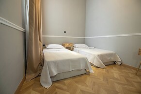 Aerides V Suites