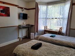 Moonside Rooms