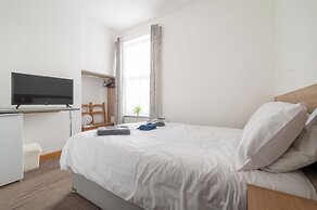 Moonside Rooms
