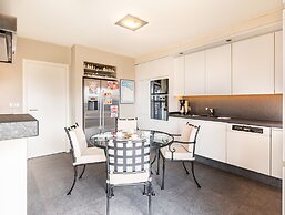 Apartment in De Panne Near the Beach
