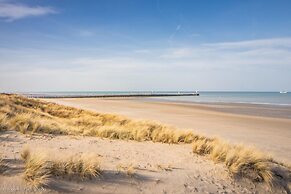 Apartment in De Panne Near Beach